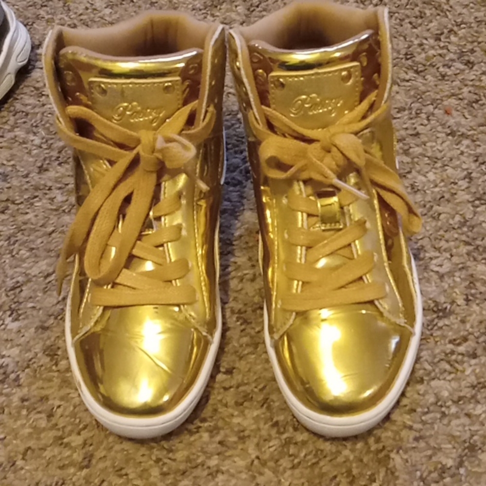 Girls pastry shoes
